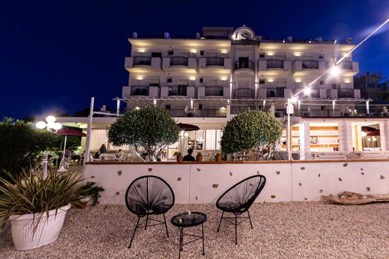 Hotel Soraya Riccione Dış mekan fotoğraf