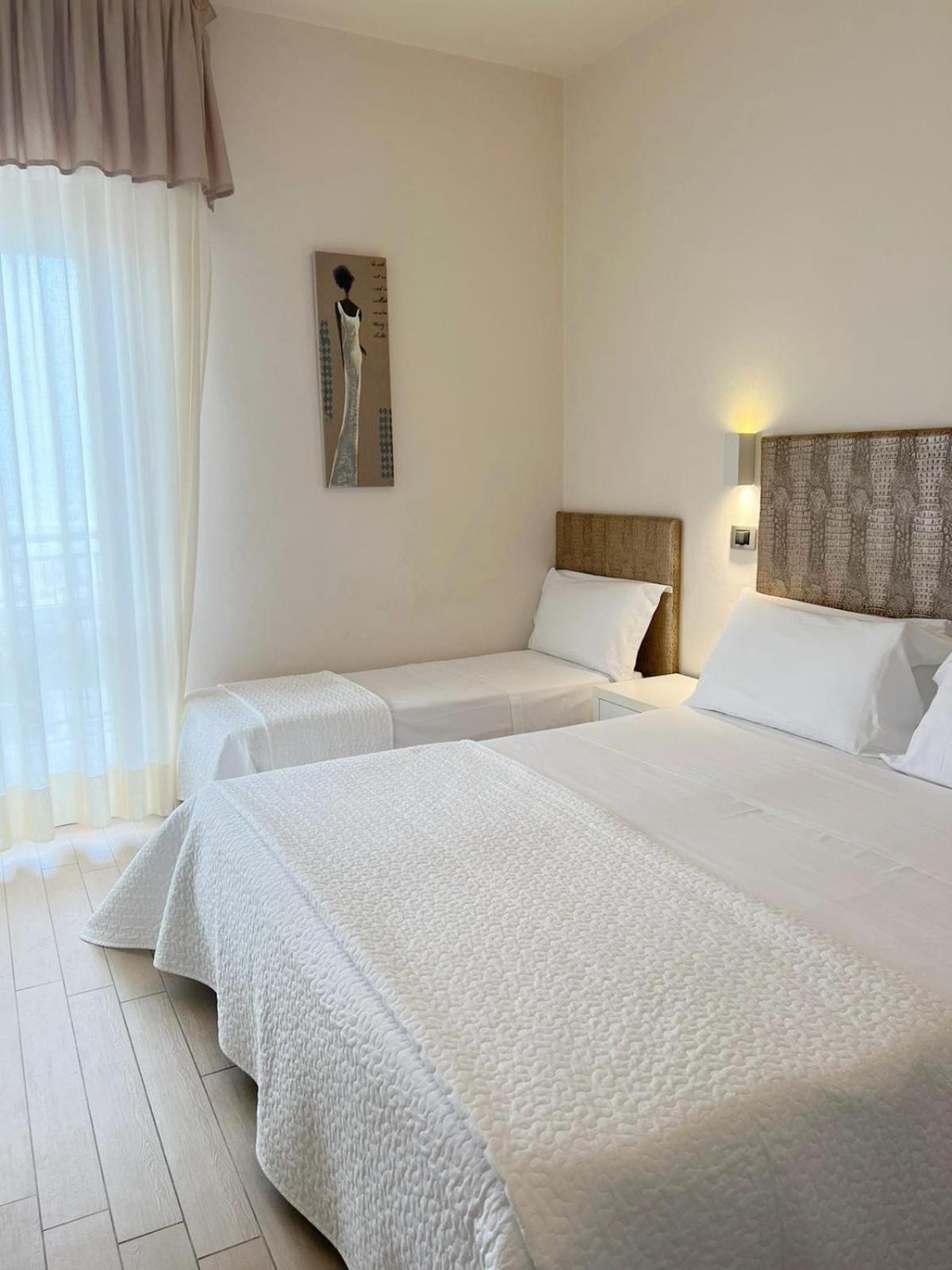 Hotel Soraya Riccione Dış mekan fotoğraf